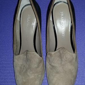 Franco Sarto two tone suede pumps. Size 8.5